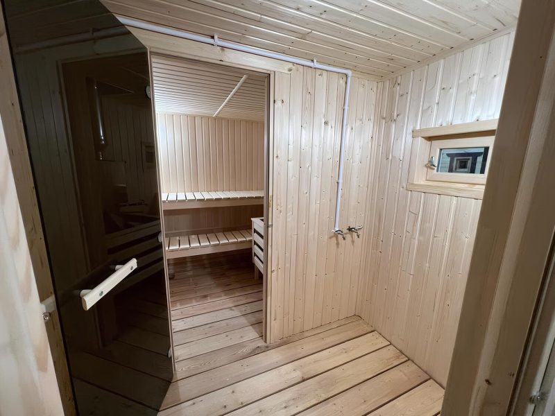 Каркасная баня 6 х 2.3 м